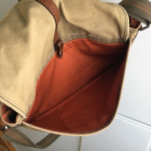 Fossil crossbody messenger bag - Picture 3 of 12